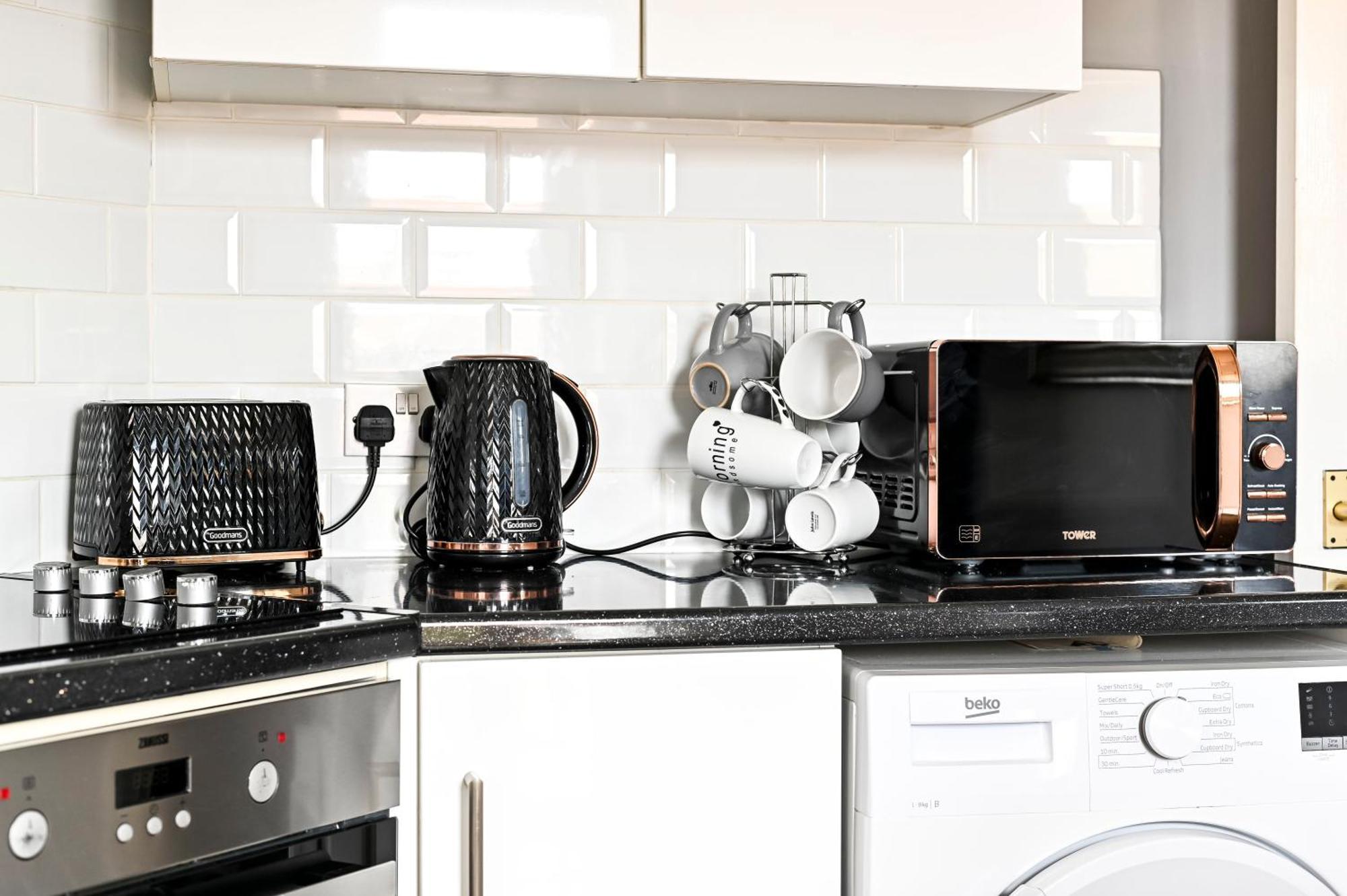 Appartement Cosy 1-Bed E15, Sleeps 4, 1 Min From Tube Station Near O2 Arena à Londres Extérieur photo