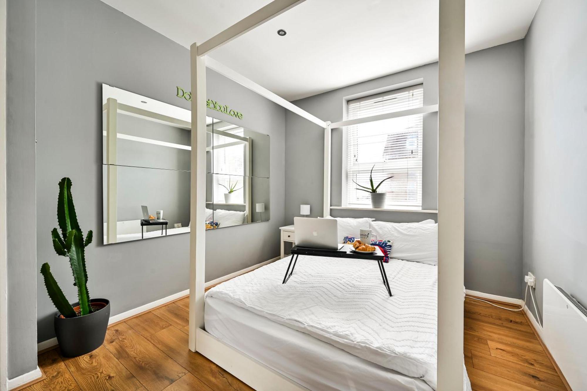 Appartement Cosy 1-Bed E15, Sleeps 4, 1 Min From Tube Station Near O2 Arena à Londres Extérieur photo